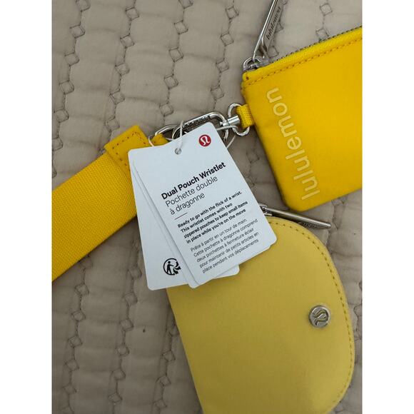NWT Lululemon Dual Pouch Wristlet Maize Yellow - Picture 3 of 8